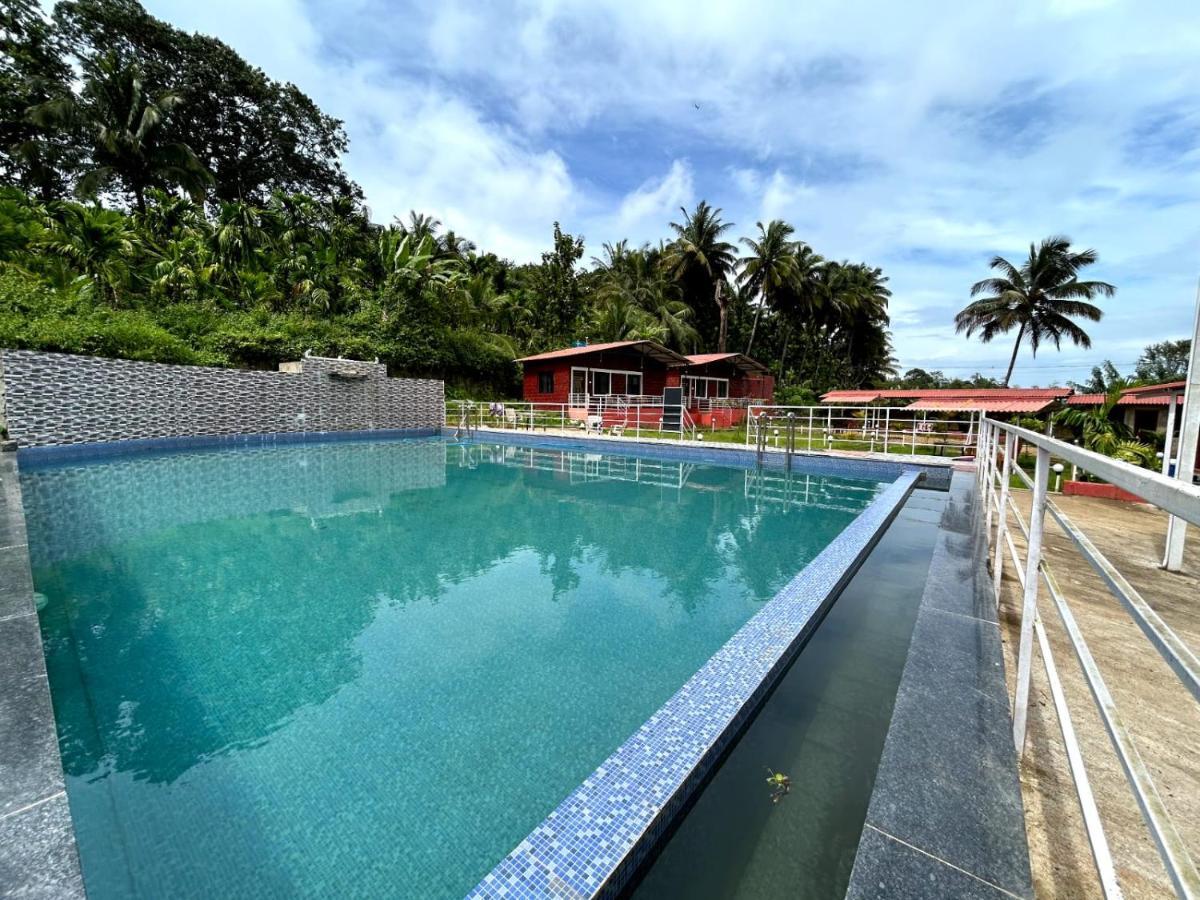 Dandeli Goldfinch Resort Exterior foto